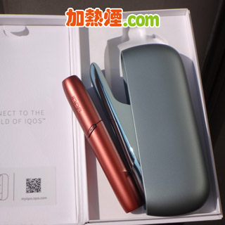 IQOS 3 DUO 閃亮銅紅色加熱棒配綠色充電盒 IQOS 3 DUO 顏色自由選套餐閃亮銅紅色加熱棒配綠色充電盒