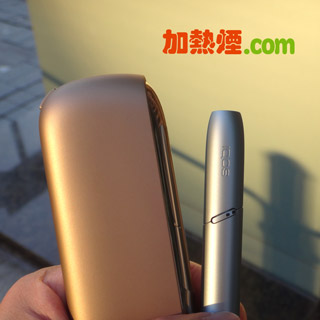 IQOS 3 DUO 綠色加熱棒配金色充電盒 IQOS 3 DUO 顏色自由選套餐綠色加熱棒配金色充電盒
